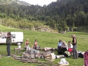 Un enterrement de vie de garçon sportif à la montagne